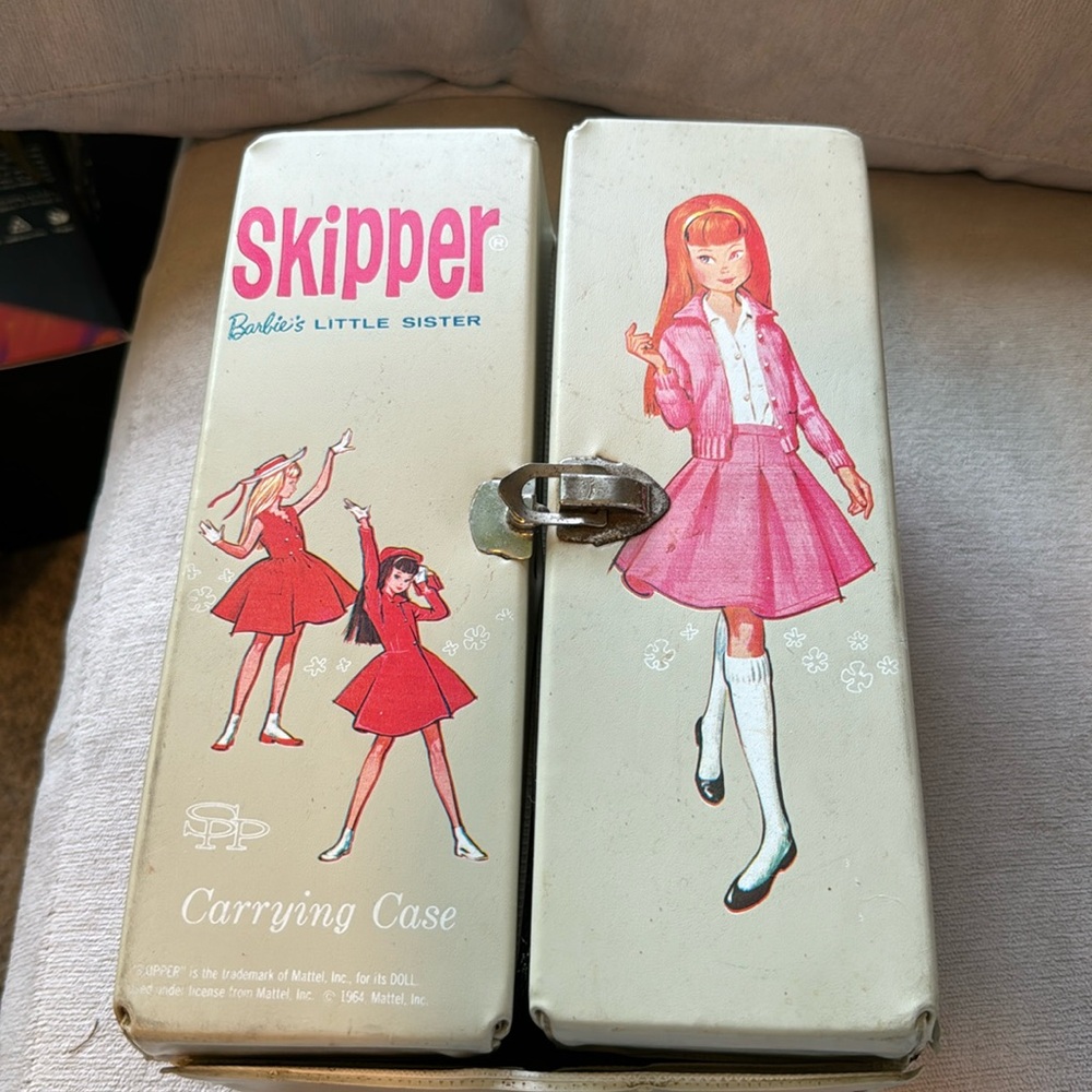 Rare Vintage Barbie Skipper Barbies Little Sister Wardrobe Case and skip…